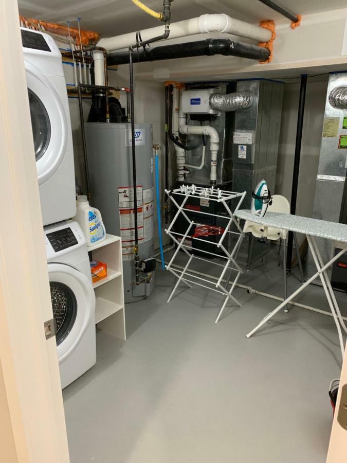 Apartment 2 Bedroom Basement *